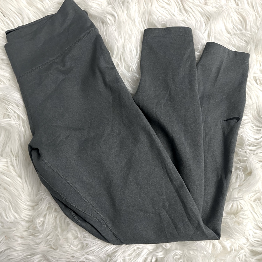 Woman’s Grey Nike Leggings